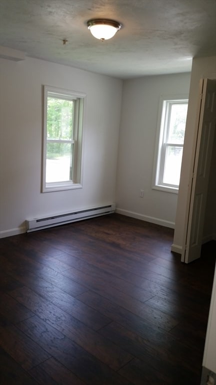 Building Photo - 10 Sutton Rd