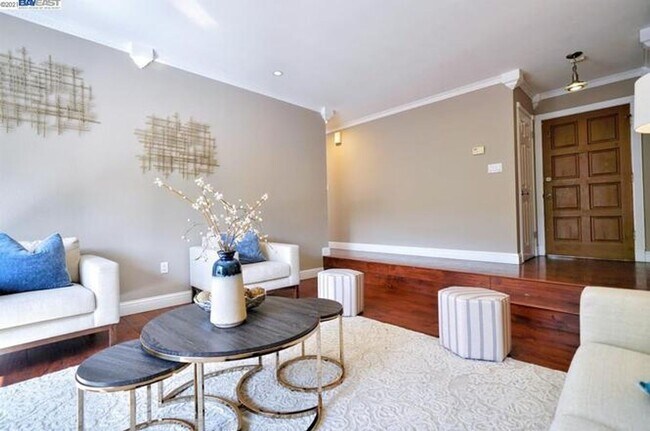 Building Photo - SERENE SYLVAN SANCTUARY - 4 Bed/2 Bath Home w/Private Pool - FREMONT