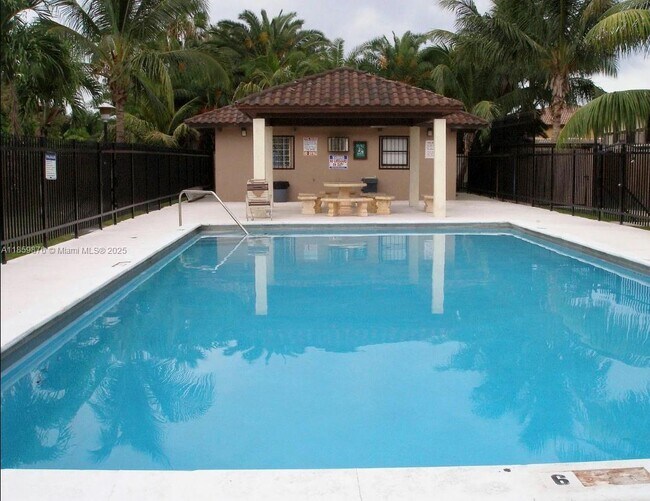 Building Photo - 12253 SW 16th Terrace