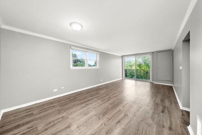 Building Photo - 333 S East Ave