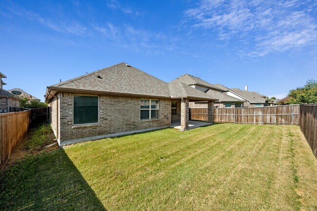 Building Photo - 2317 Houston Dr