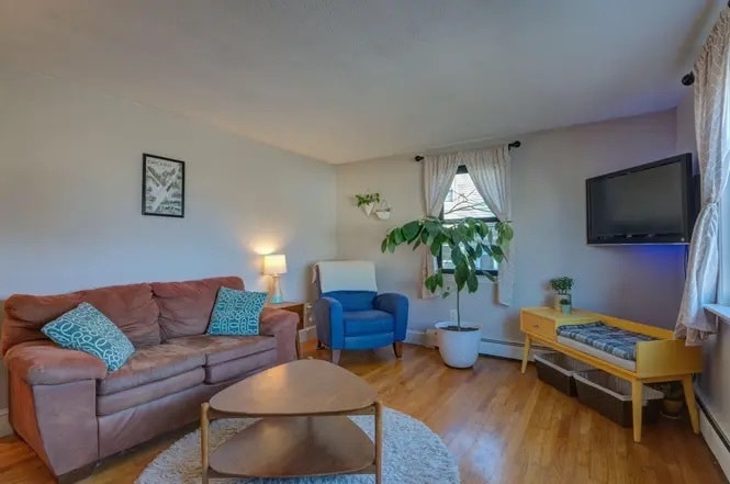 Building Photo - 28 Oregon St