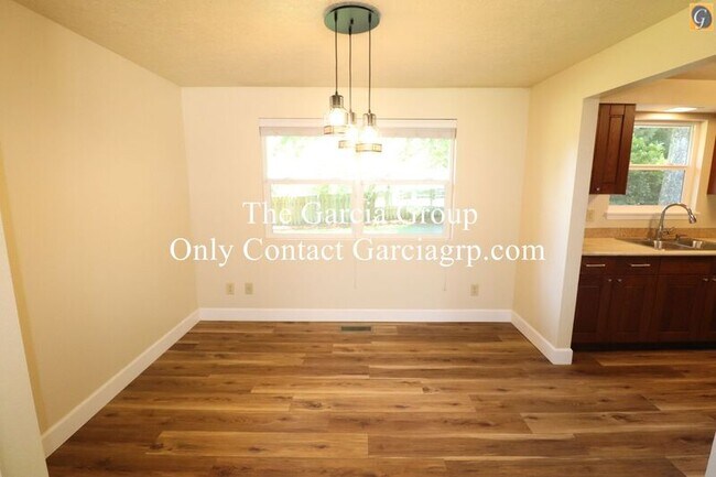 Building Photo - 20540 NW Highland Ct