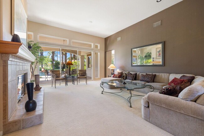 Building Photo - 48145 Paso Tiempo Ln