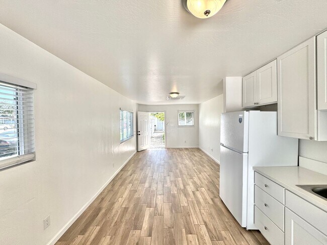 Building Photo - 3539-3541 Clairemont Mesa Blvd