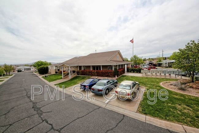 Building Photo - 2990 E Riverside Dr