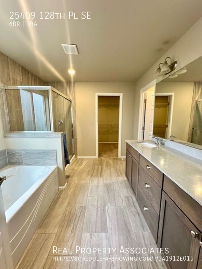 Building Photo - 25409 128th Pl SE