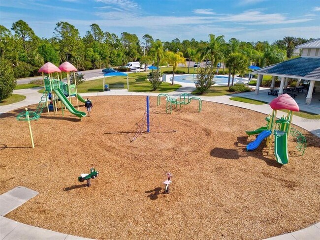 Building Photo - 12688 Sagewood Dr