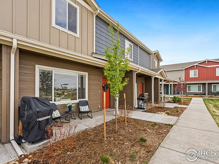 Building Photo - 3682 Ronald Reagan Ave