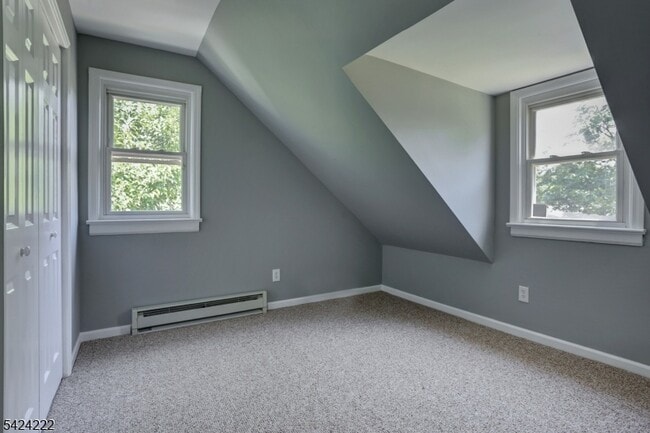 Building Photo - 85 Hollywood Ave