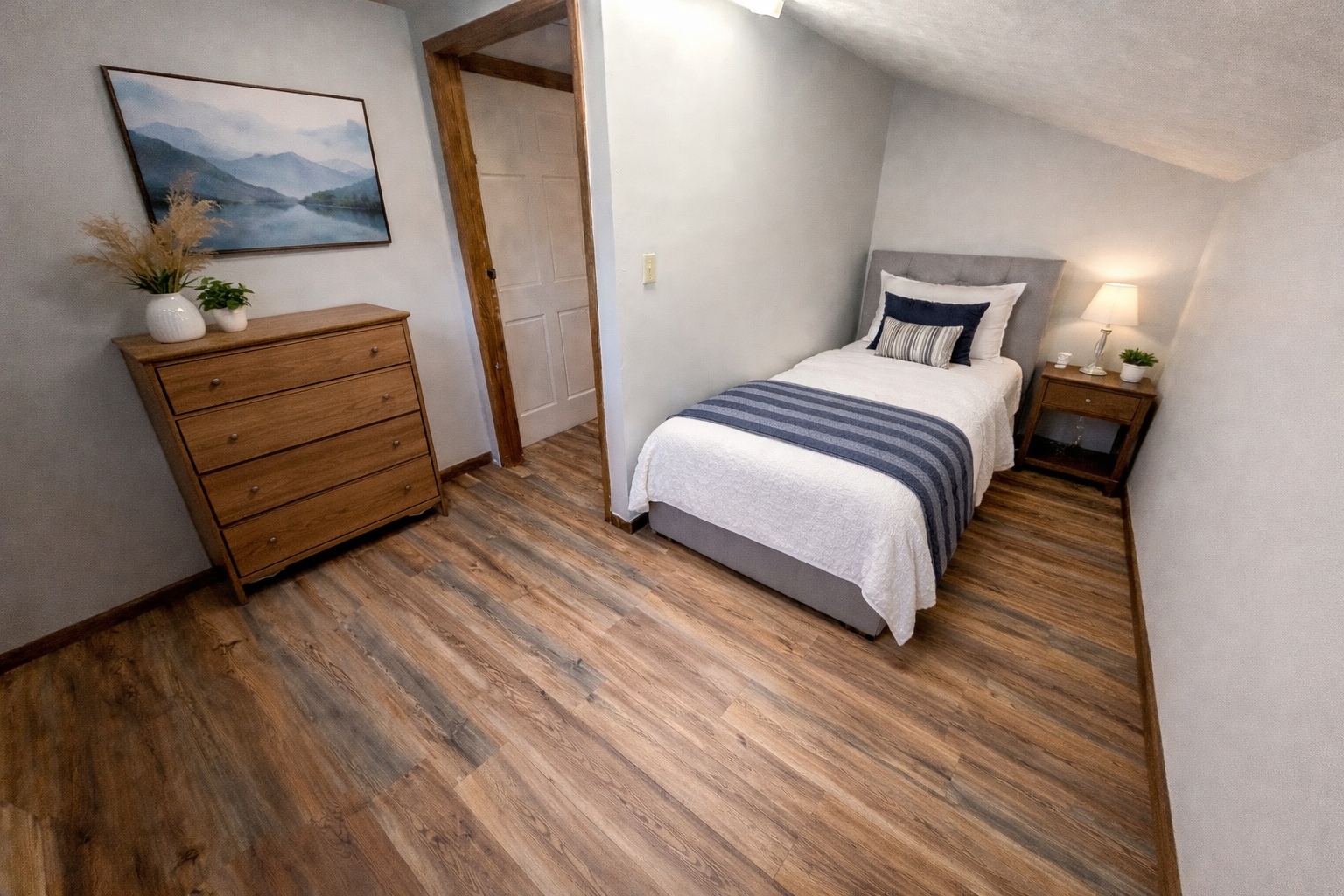 Bedroom 3 - 47 W Bridge St