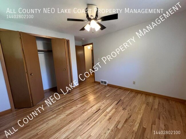 Building Photo - 23468 Carriage Ln