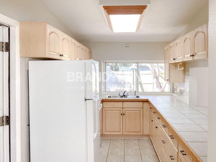 Building Photo - 3535 Devonshire Dr