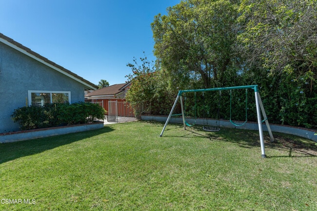 Building Photo - 1239 Honeysuckle Ct