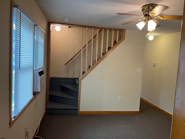 Building Photo - 209 W Pacific Ave