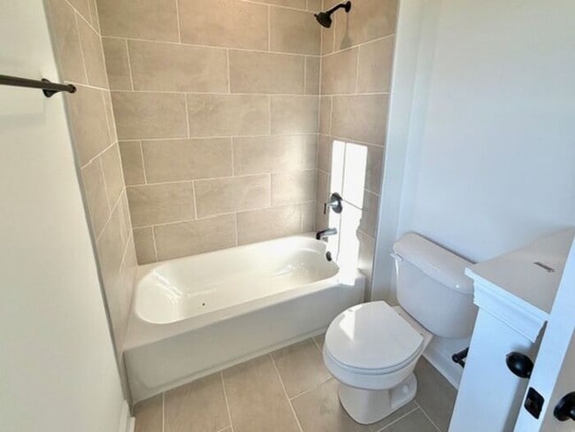 Building Photo - Move In Special! Now Leasing a Brand New 5-Bedroom 3 Bath Home Olive Branch