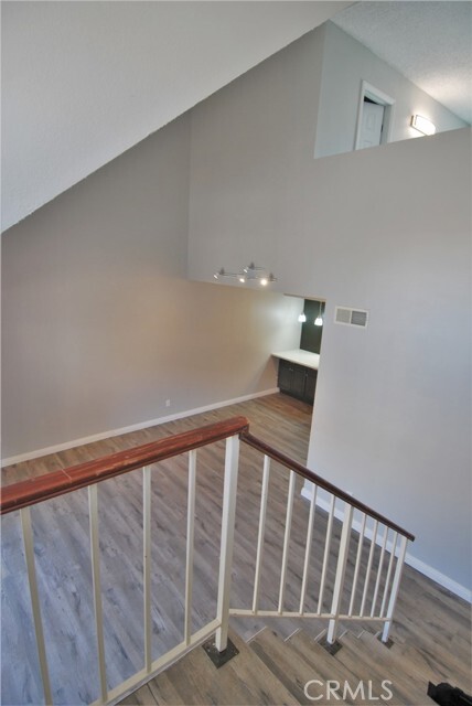 Building Photo - 746 N Eucalyptus Ave