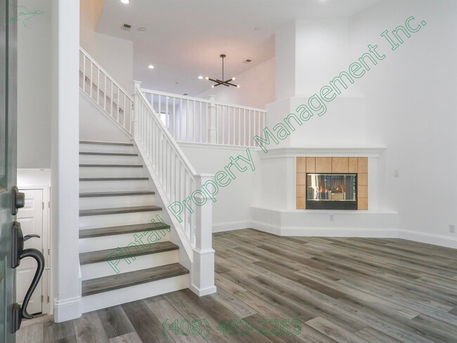 Building Photo - 5130 Le Miccine Terrace