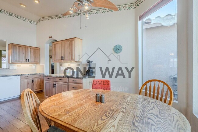 Building Photo - 4269 E Cassia Ln