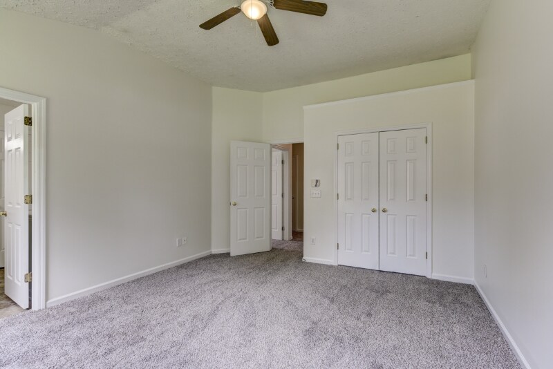 Building Photo - 1101 Pebble Creek Ct E
