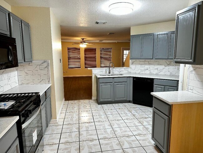Building Photo - 1375 Hitchin Ln
