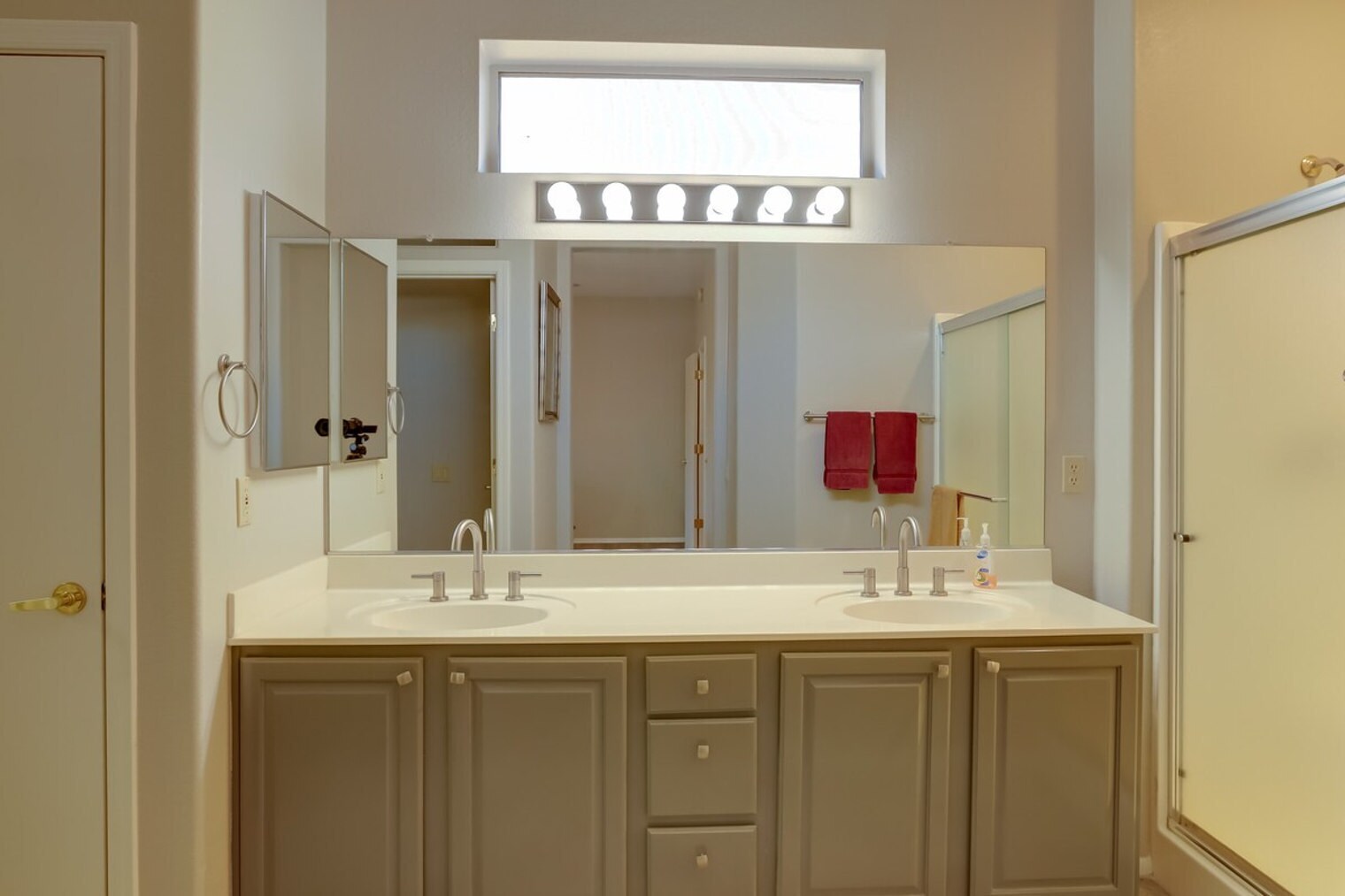 Building Photo - 15271 W Pantano Dr