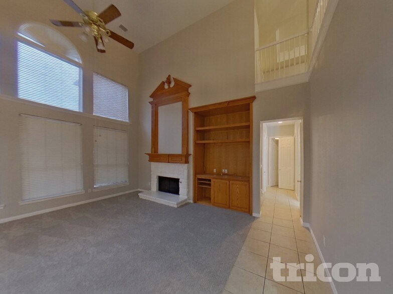 Building Photo - 1980 Creekside Dr