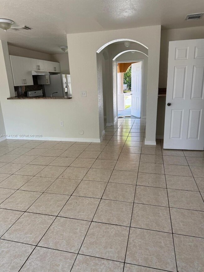 Building Photo - 13567 SW 264th Terrace