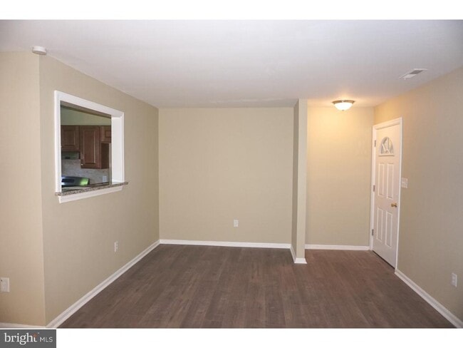 Building Photo - 509 Steeplechase Ct