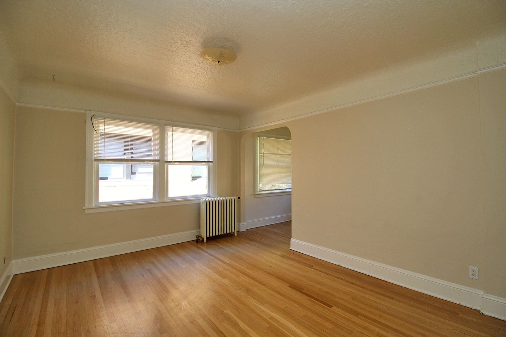 Building Photo - 1943 NW Irving St