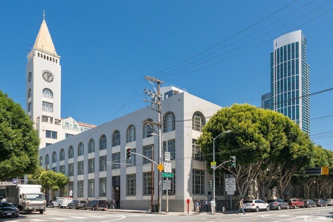 Building Photo - 219 Brannan St