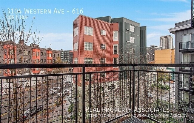 Building Photo - 3104 Western Ave