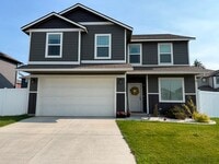 Building Photo - Beautiful Home in the Valley