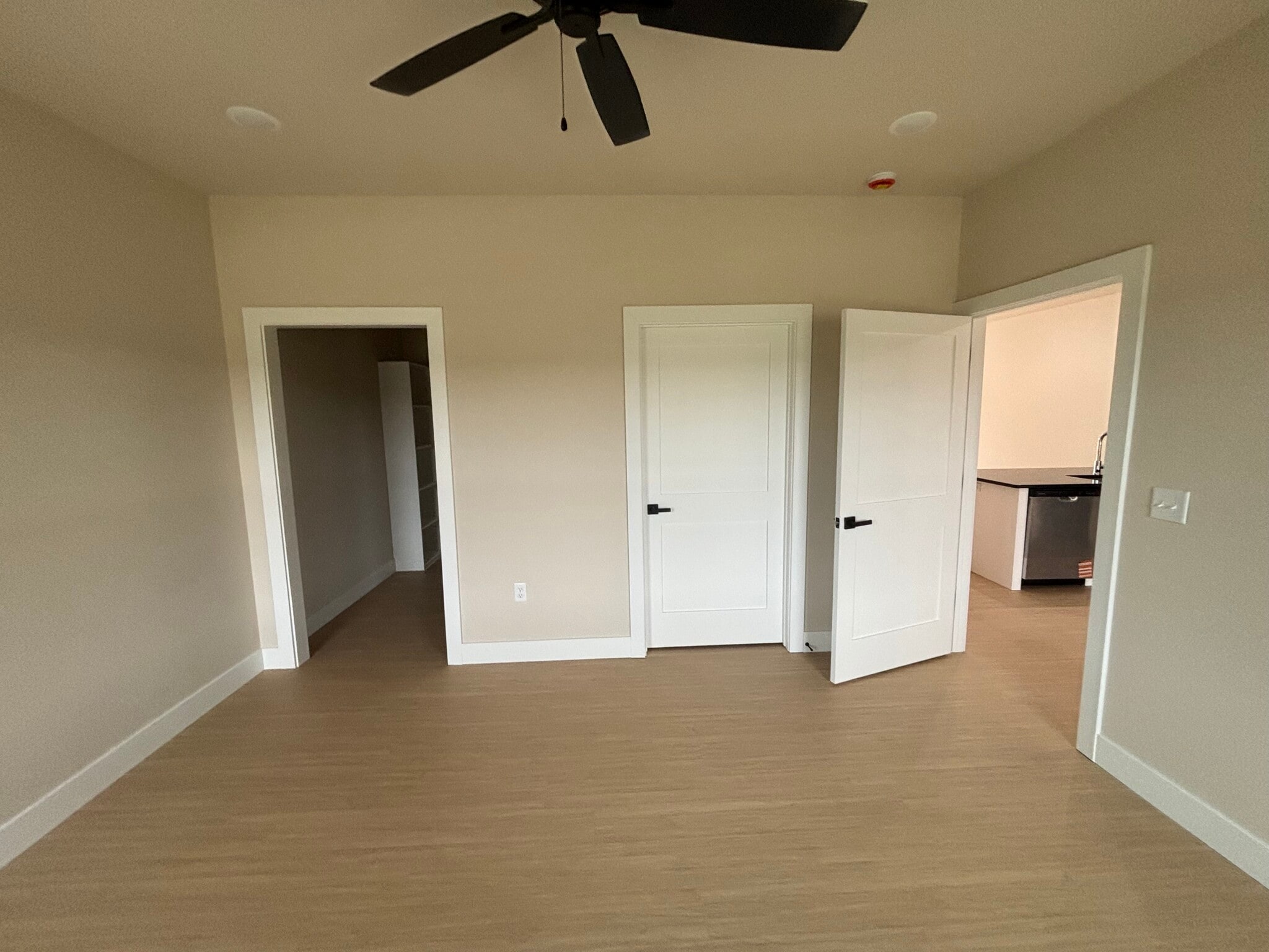 Building Photo - 1291 N Curtis Ct