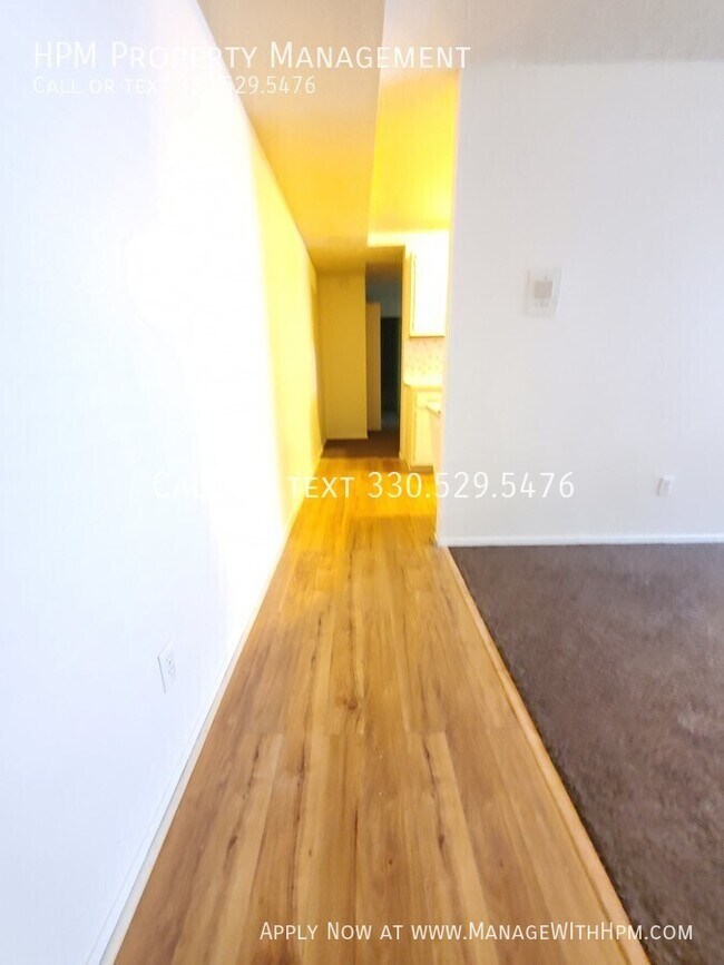 Building Photo - 841 Silver Meadows Blvd