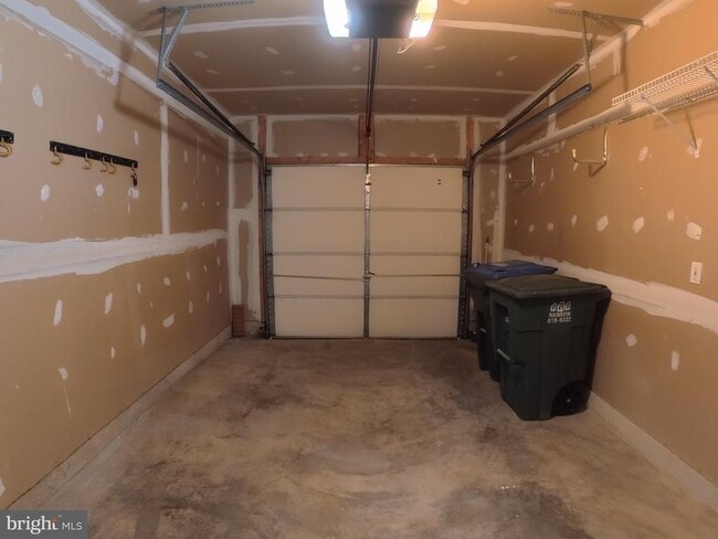 Building Photo - 43787 Virginia Manor Terrace