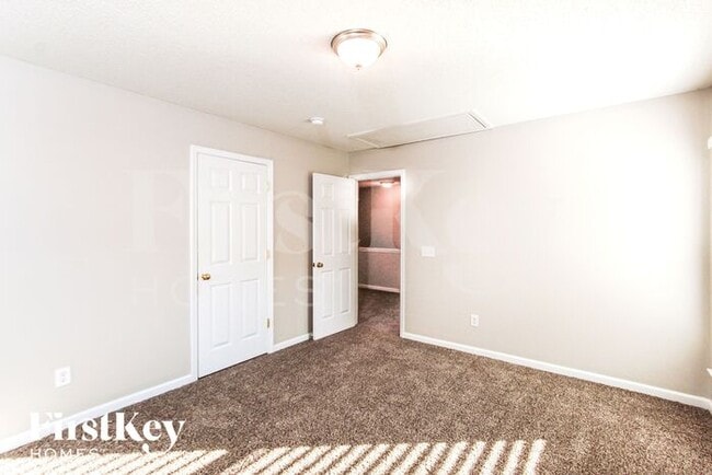 Building Photo - 6732 Long Nook Ln