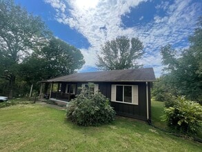 Building Photo - 4473 Moore Ln