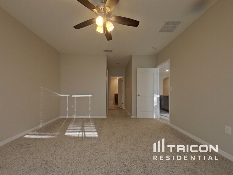 Building Photo - 221 Cedar Elm Cir