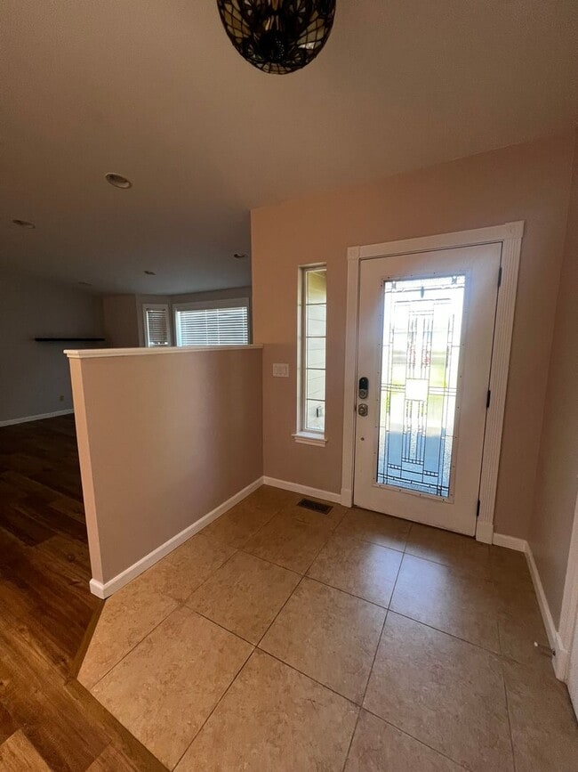 Building Photo - Beautiful 4BD in Birch Bay Village!