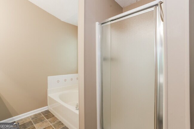 Building Photo - 4516 Legend Hollow Ln