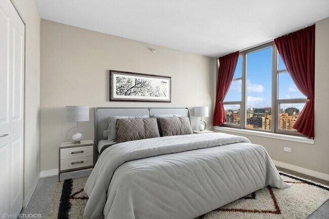 Building Photo - 200 N Jefferson St