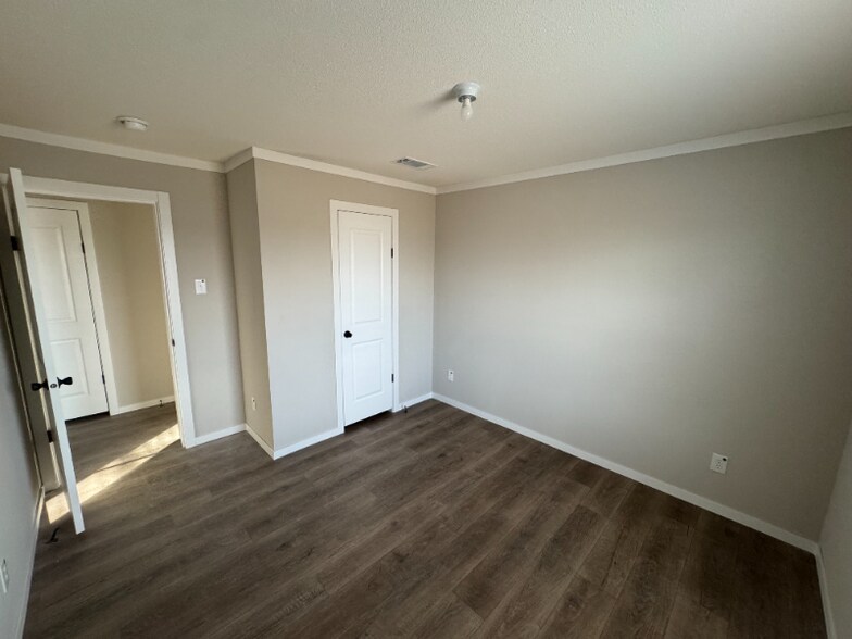 Building Photo - 262 Patriot Ln