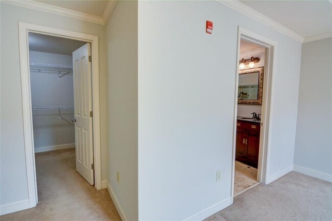Building Photo - 3209 Ridge Towne Pl