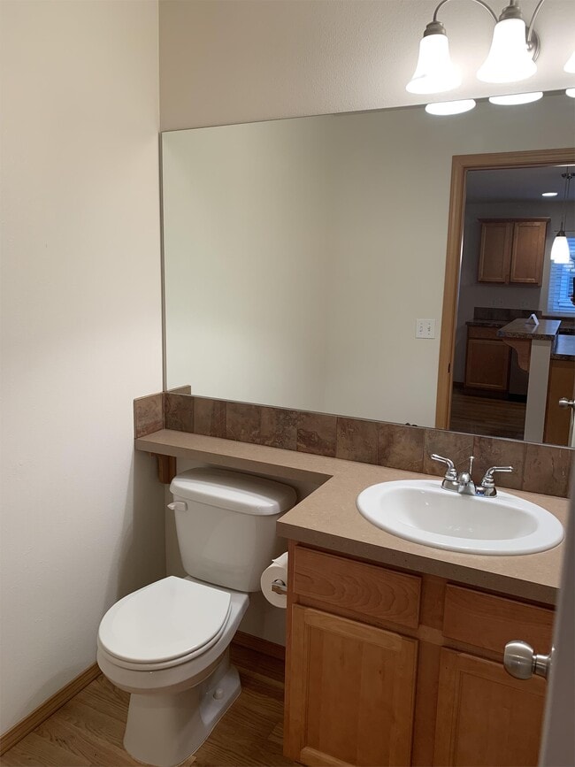 Building Photo - 9515 Holly Dr