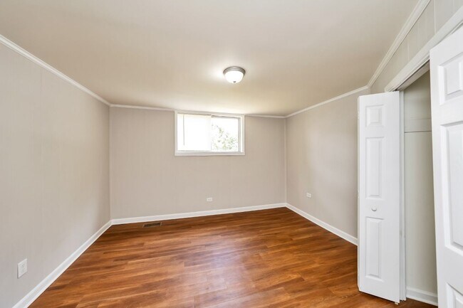 Building Photo - Beautifully Renovated Docena Home – Pet Friendly & Move-In Ready!