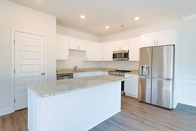 Building Photo - 548 Gov Treutlen Cir