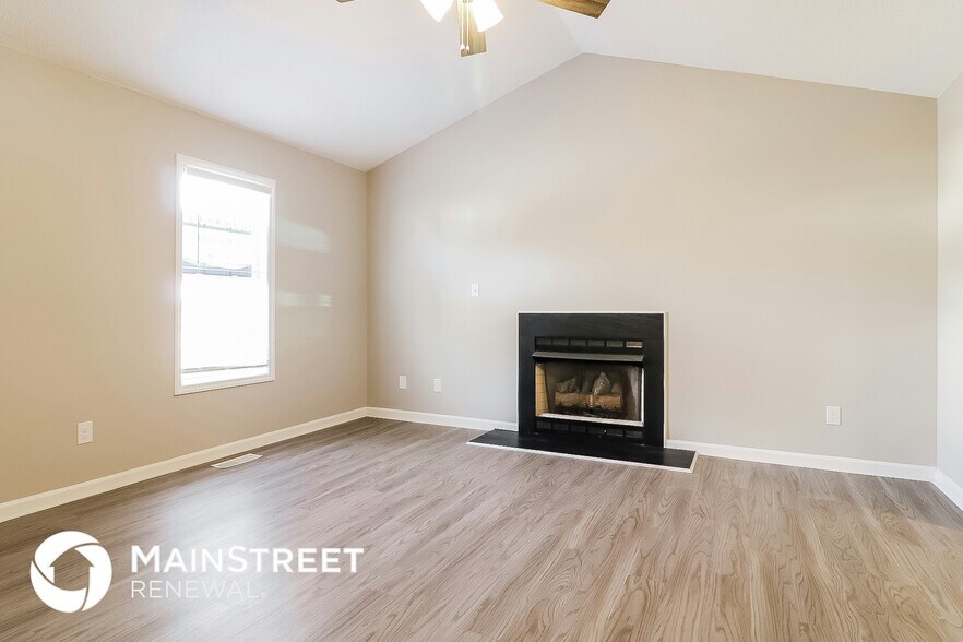 Building Photo - 1457 Smokey Mountain Dr