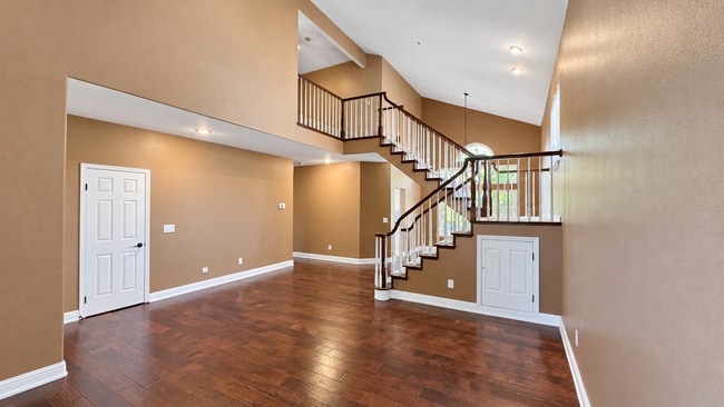 Building Photo - 3878 Loch Lomand Way