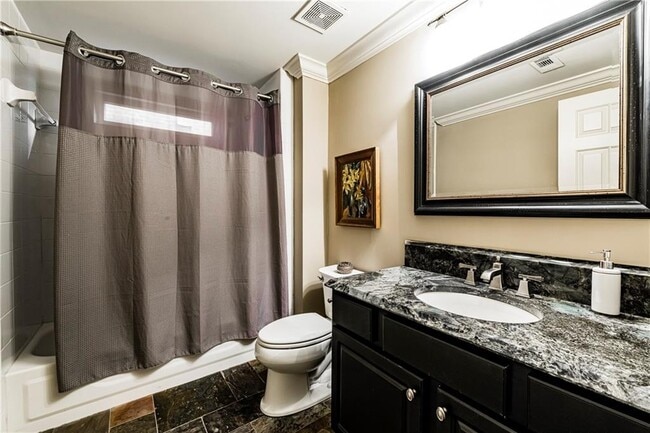 Building Photo - 1122 Ashton Bluff Dr NE